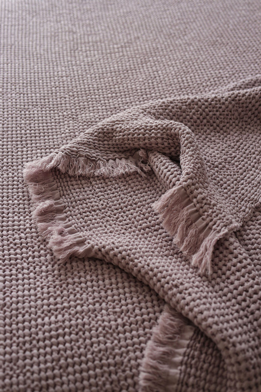CLOUDY KNOTS Cotton Throw Blanket