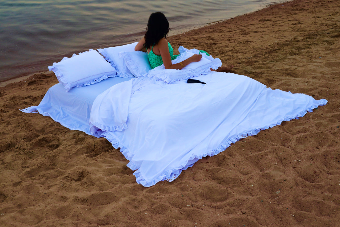MILK RUFFLES Percale Cotton Duvet Cover