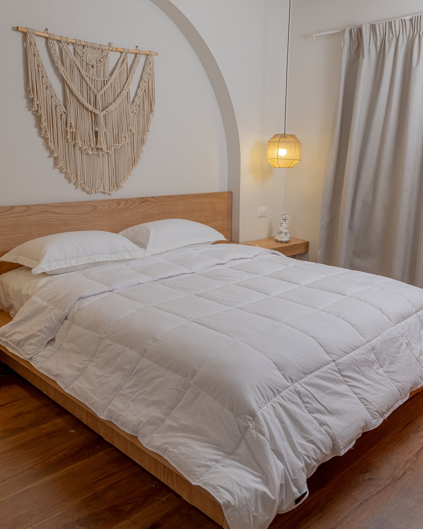 WHITE Feather Touch Lightweight Summer Duvet