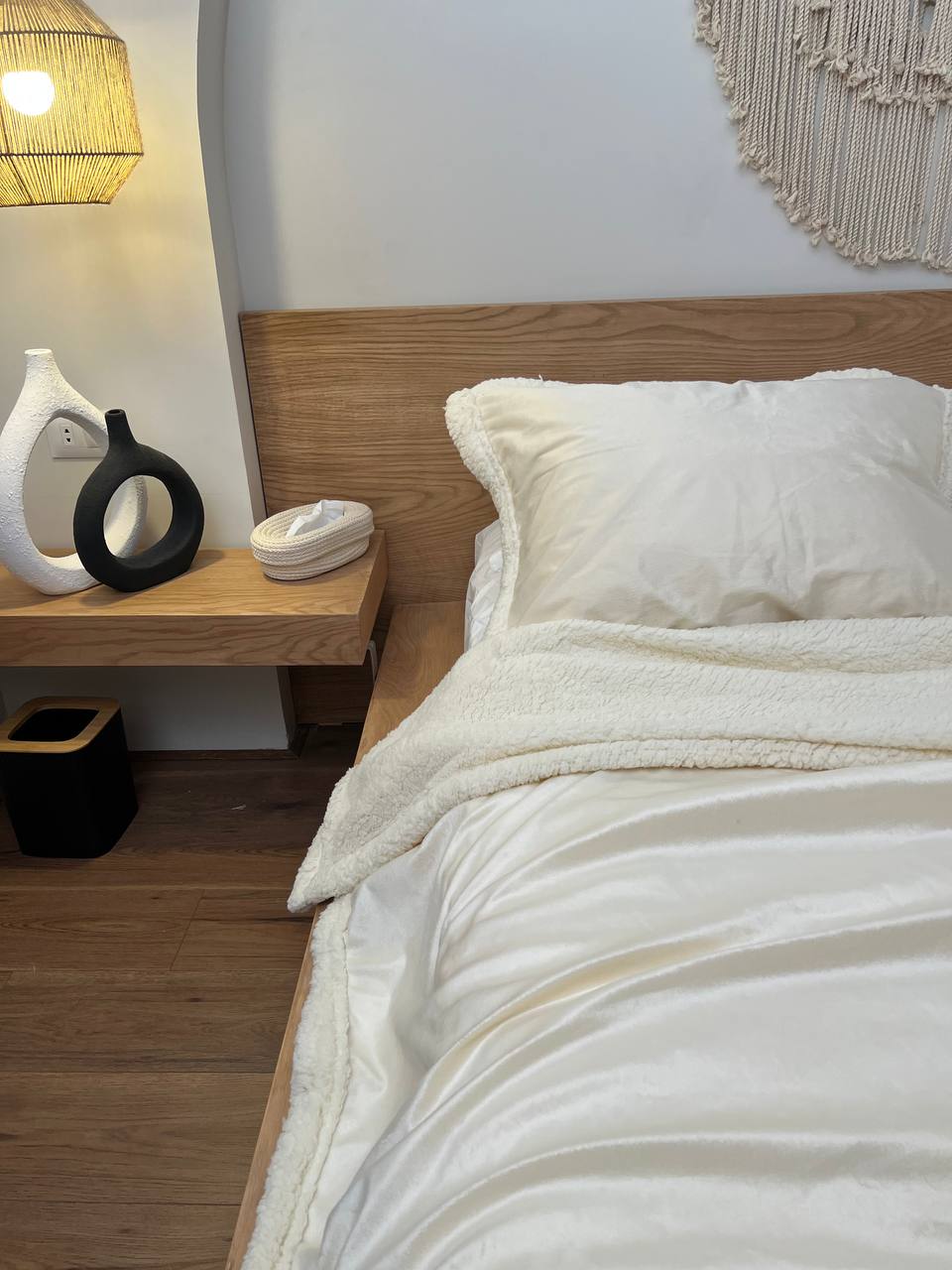 CREAM Velvet Lamb Wool Blanket