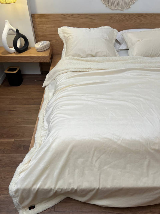 CREAM Velvet Lamb Wool Blanket