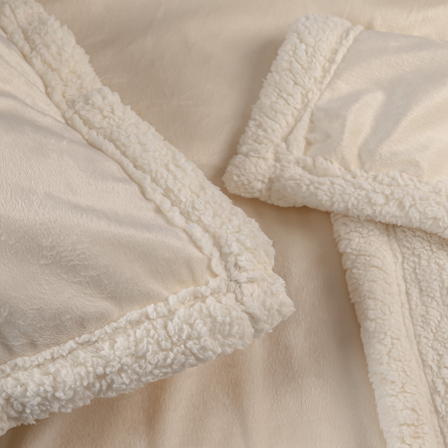 CREAM Velvet Lamb Wool Blanket