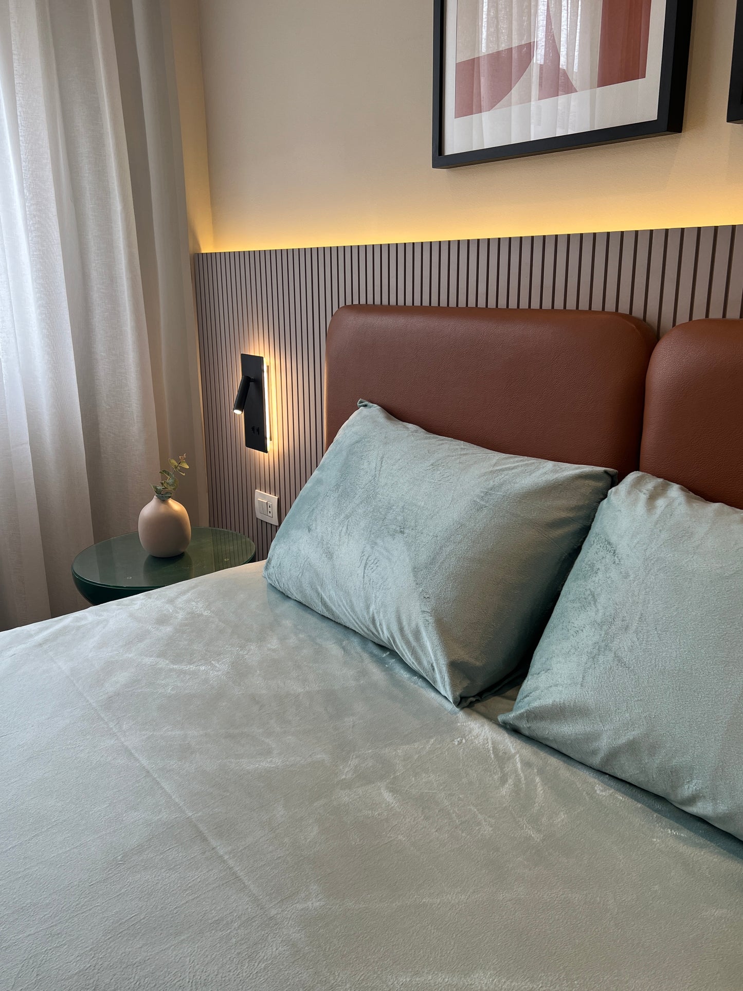 PISTACHIO velvet bedsheet
