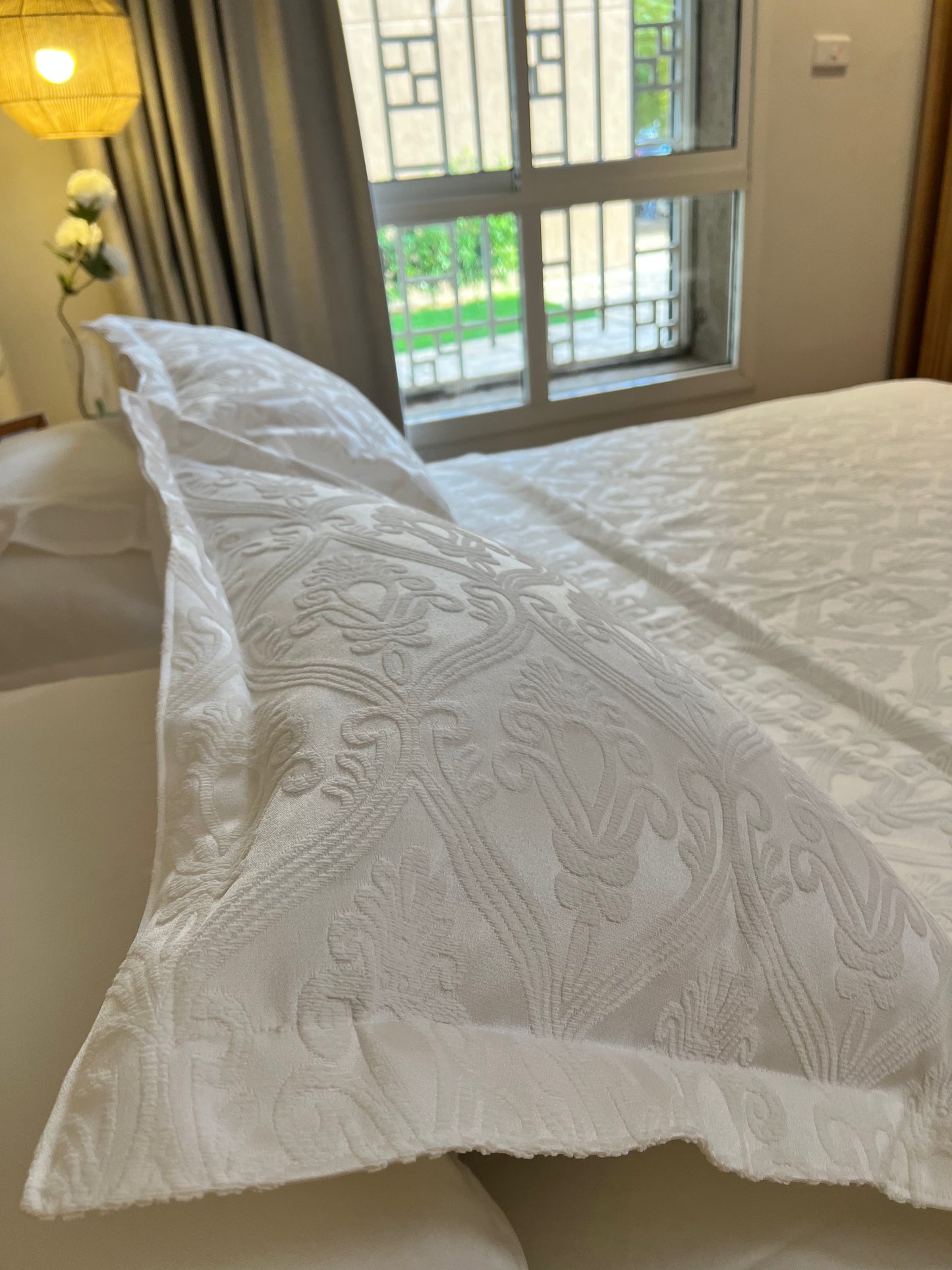 ELEGANZA chenille bridal set