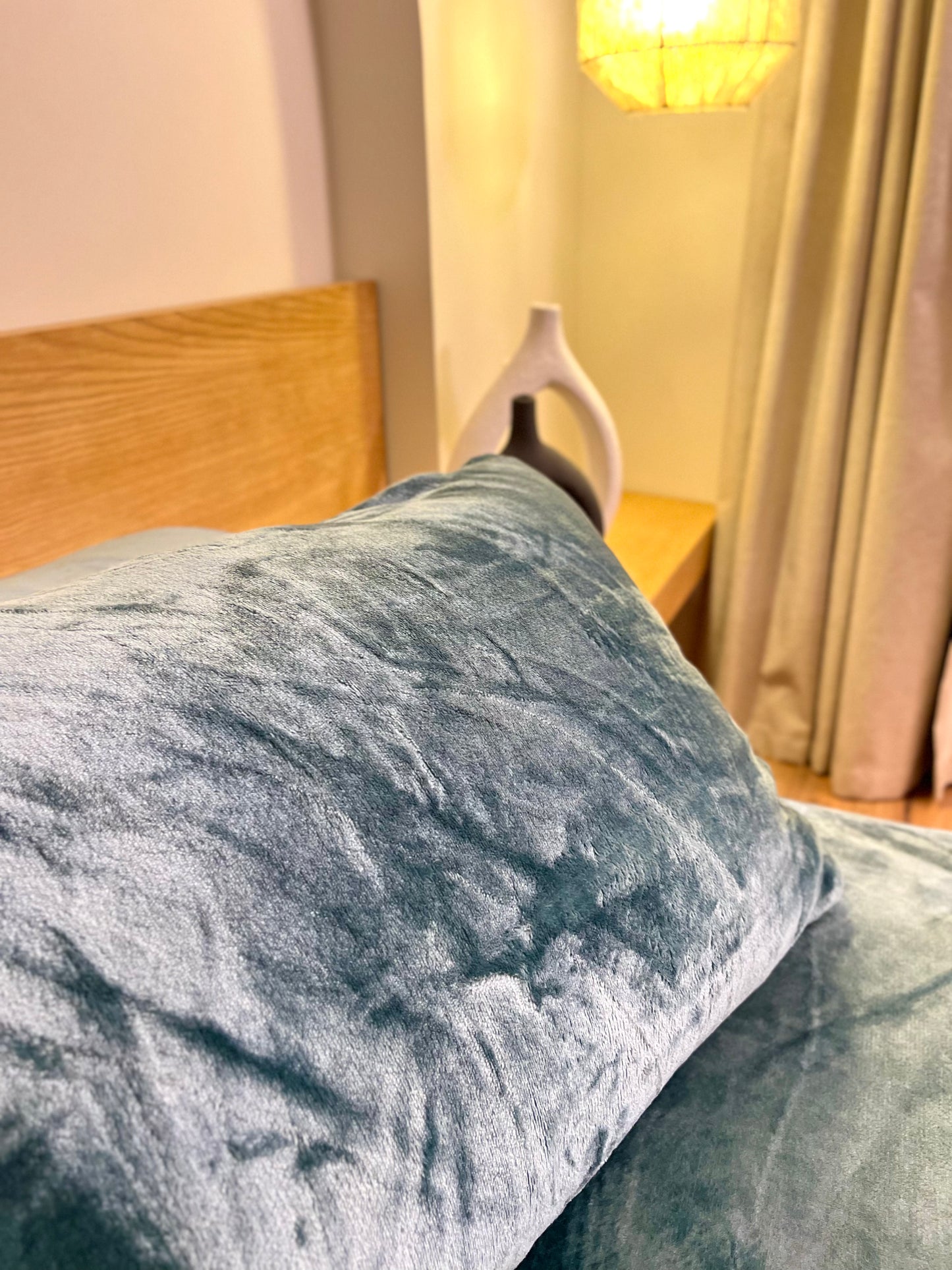 OCEAN Plain Flannel Bedsheet