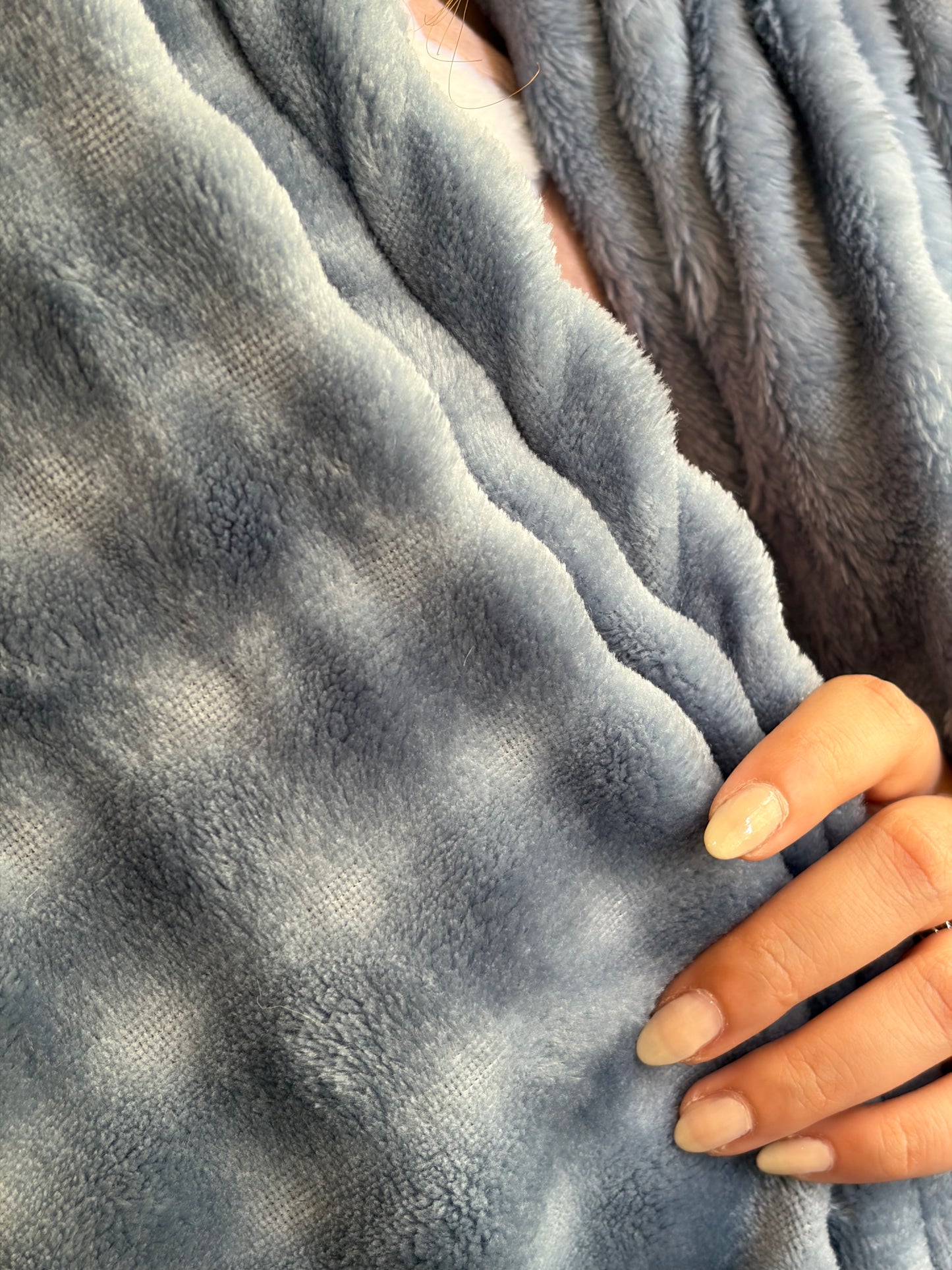 BREEZE Bubbles Blanket