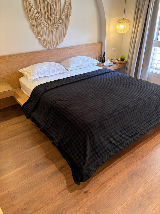 BLACK Bubbles Blanket