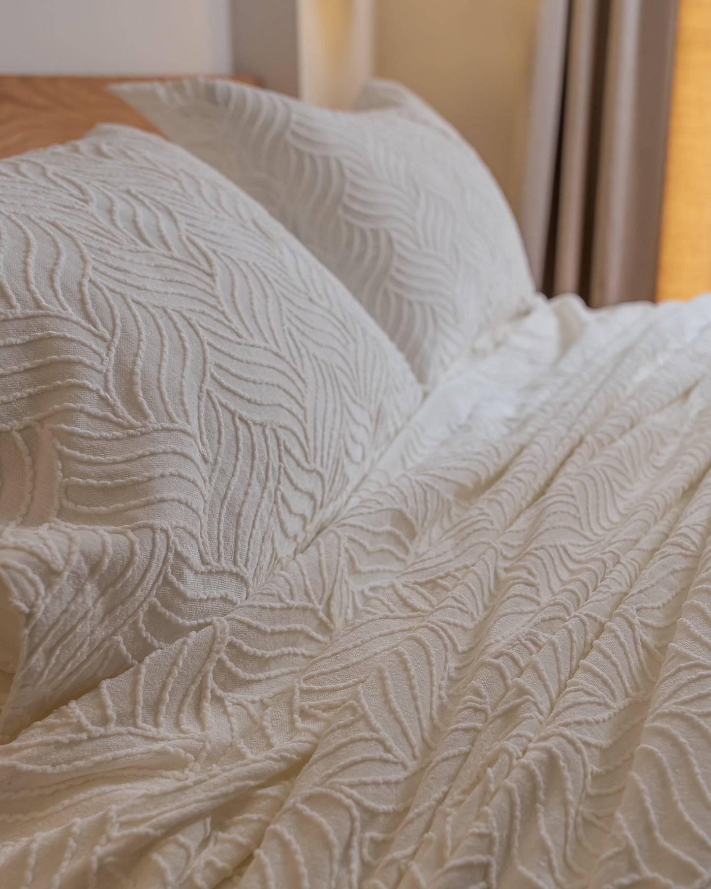WAVY FLOW chenille bridal set