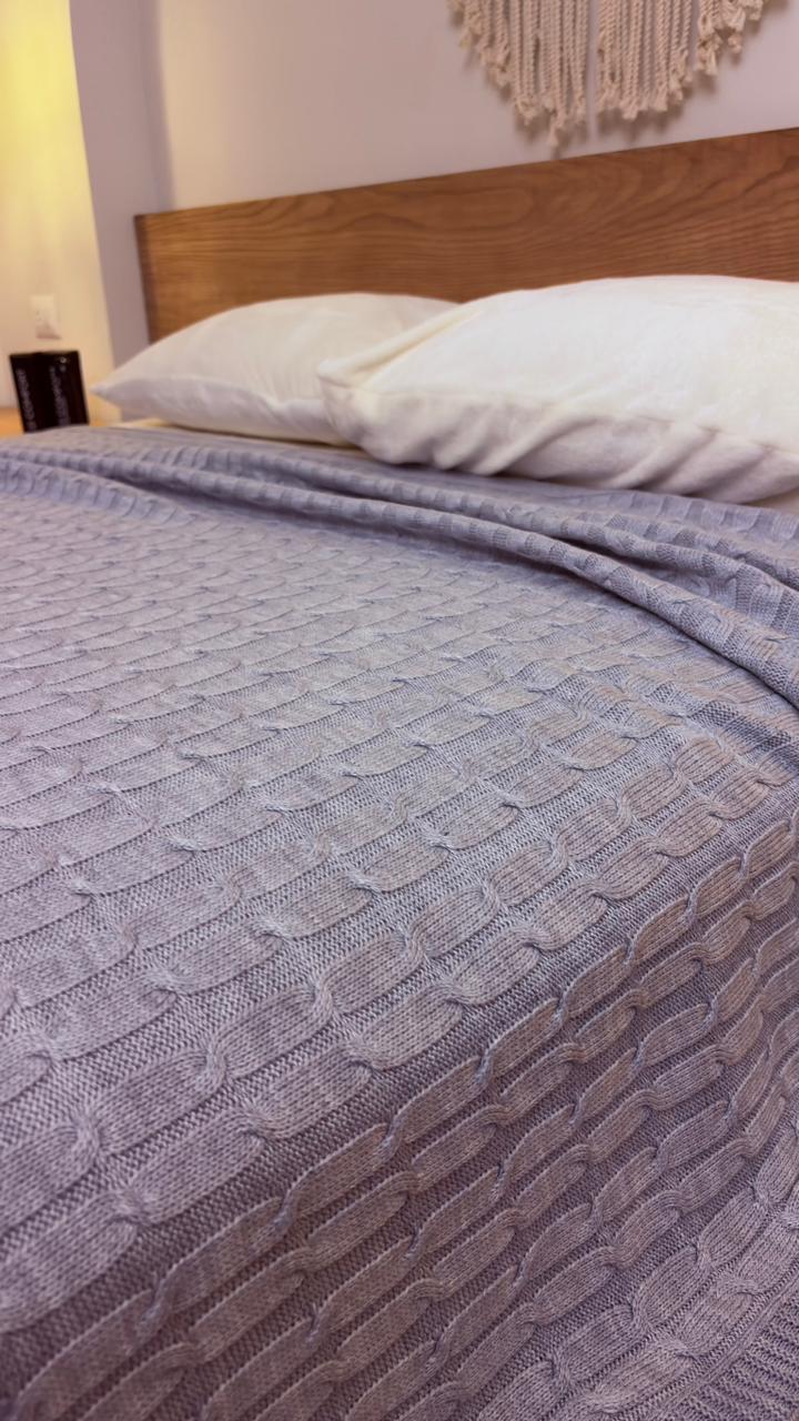 CLOUD Knitted Cotton Throw Blanket