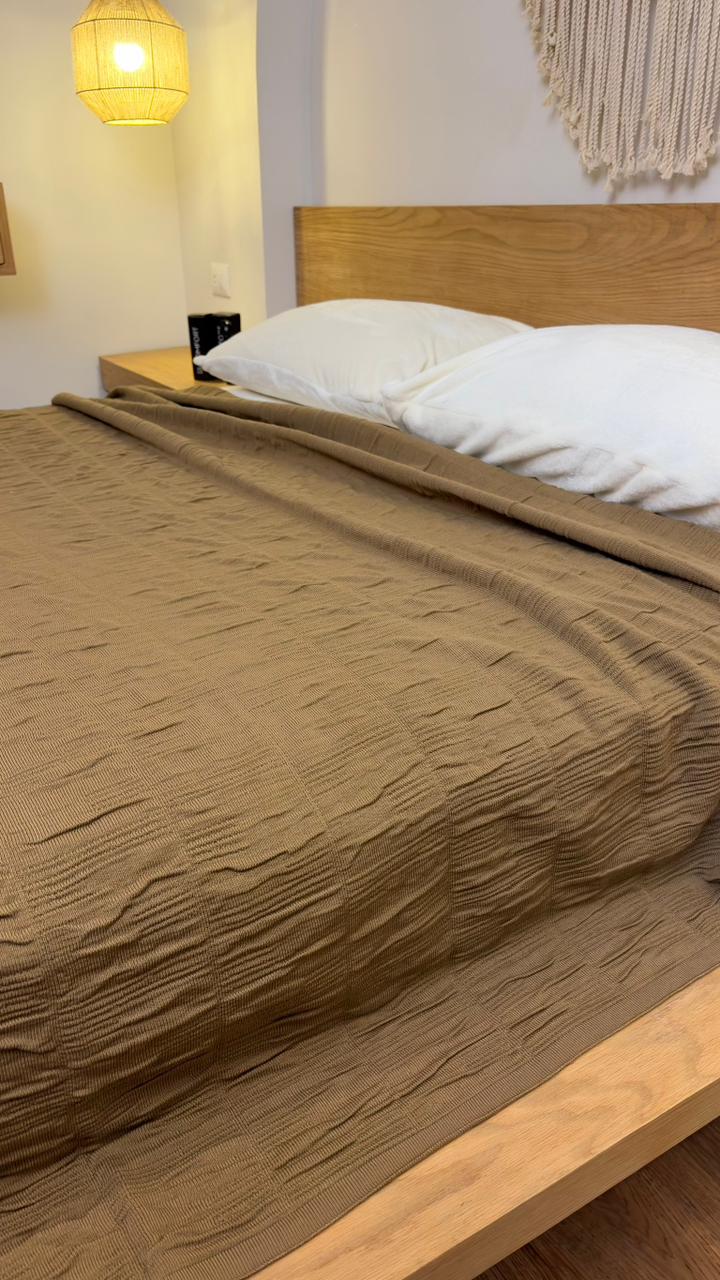 HAZEL CALMA Cotton Throw Blanket