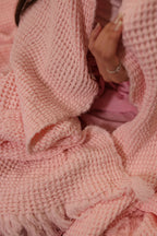 ROSY KNOTS Cotton Throw Blanket