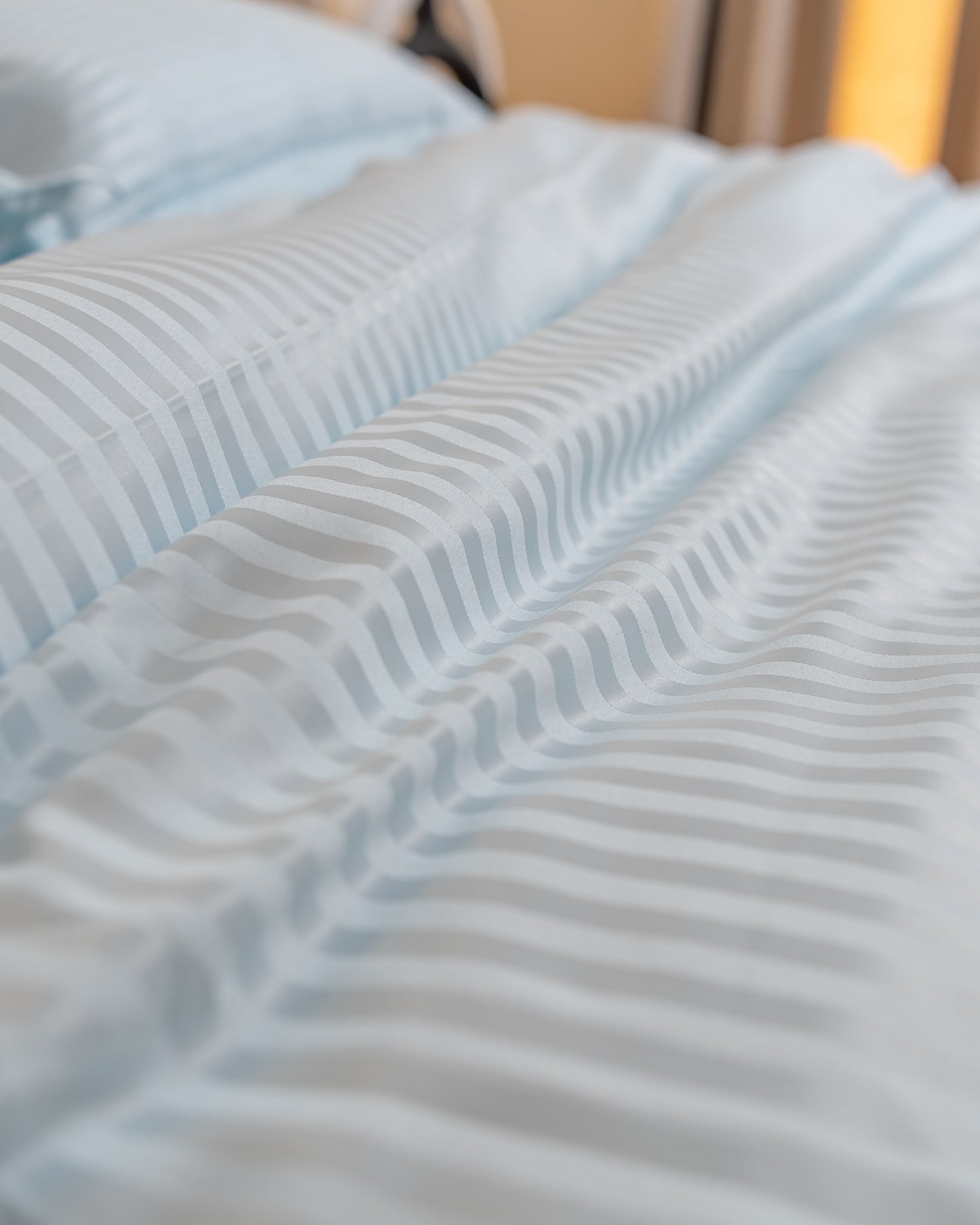 WHITE stripe duvet cover