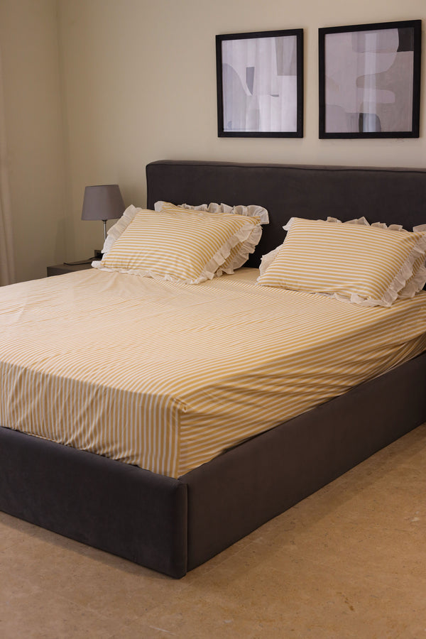 BANANA RUFFLES cotton bedsheet