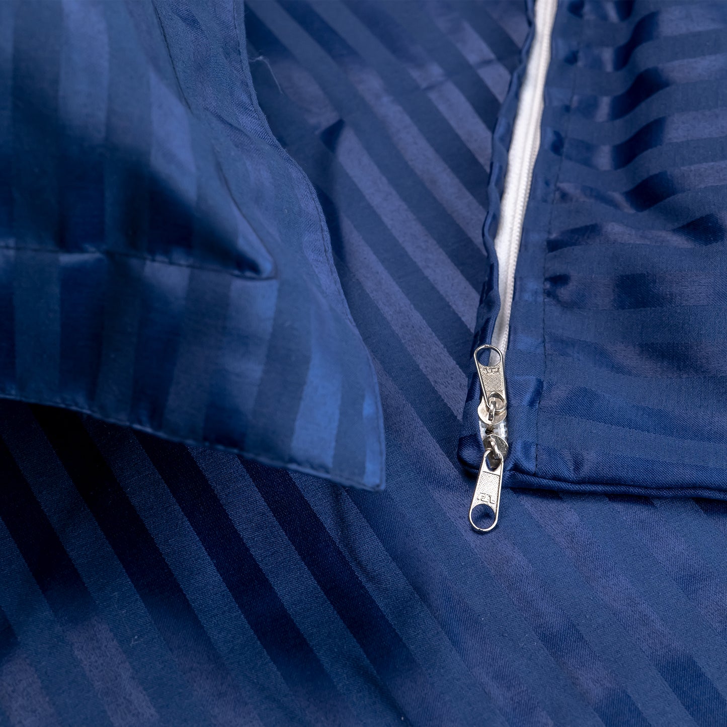 MIDNIGHT BLUE stripe duvet cover