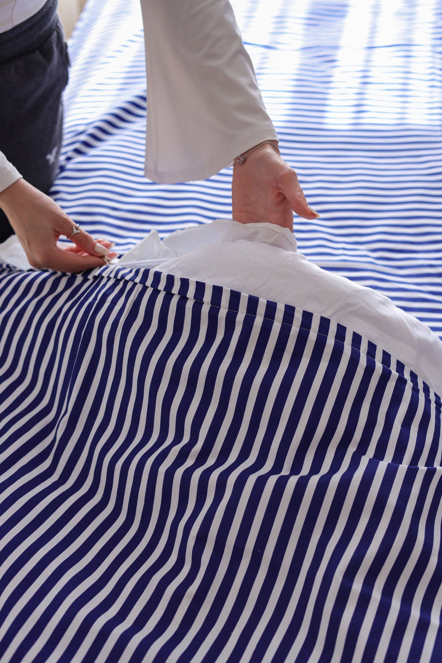 NAVY RUFFLES cotton duvet cover