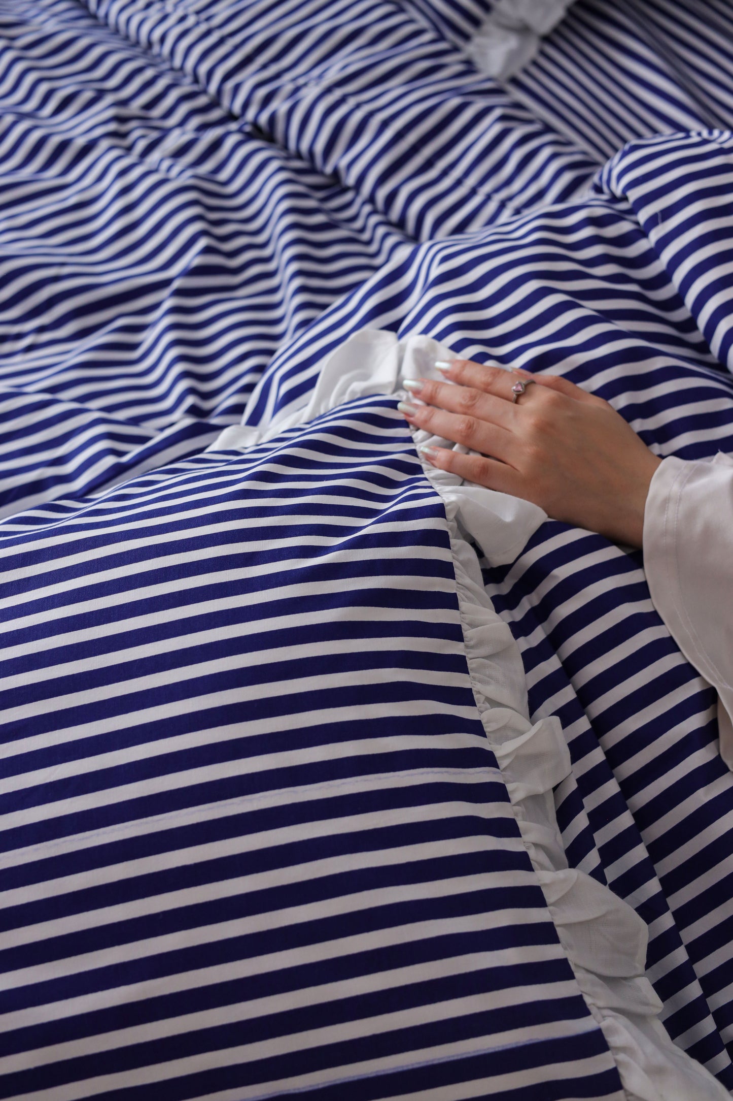 NAVY RUFFLES cotton duvet cover