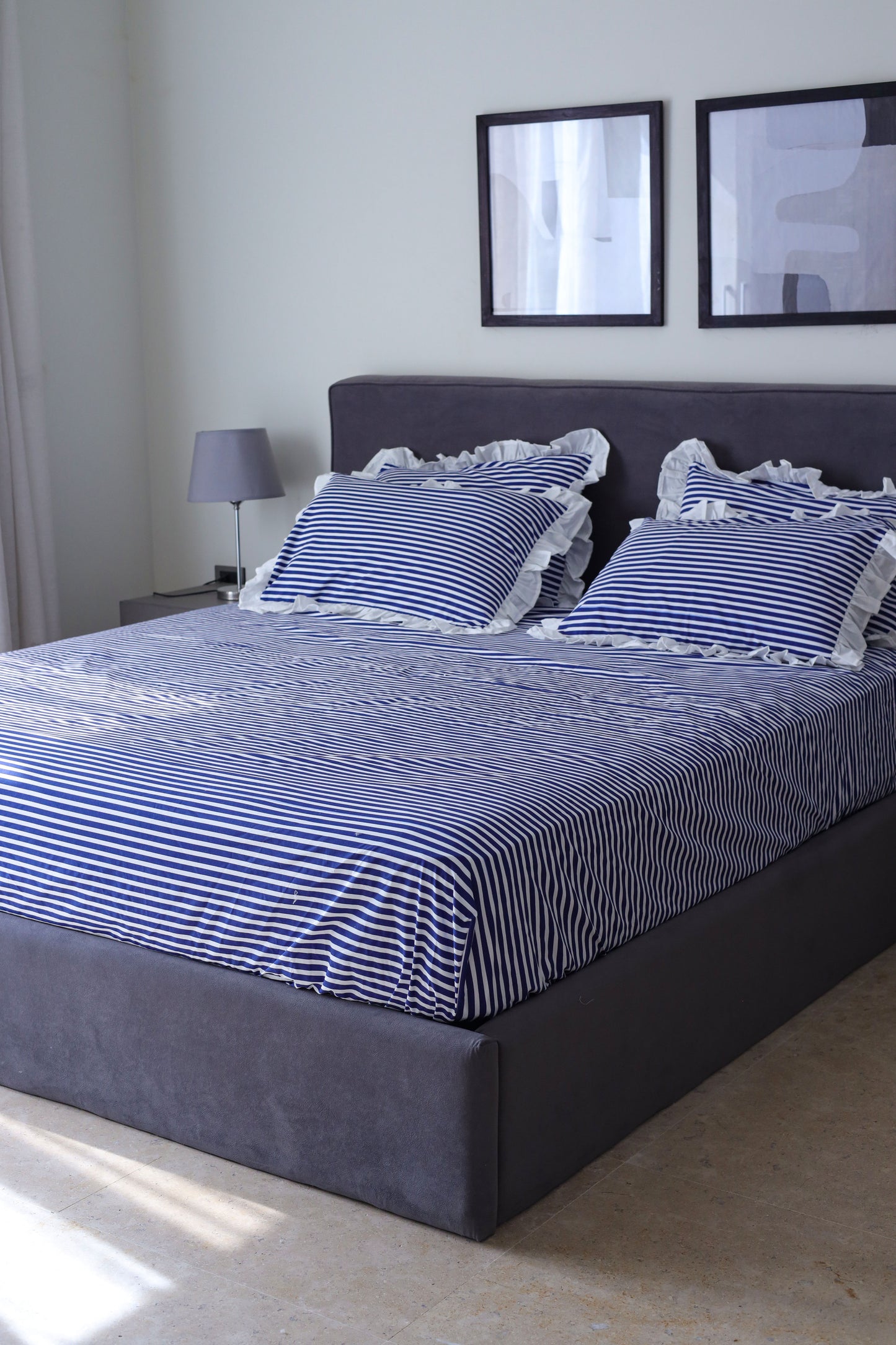 NAVY RUFFLES cotton bedsheet