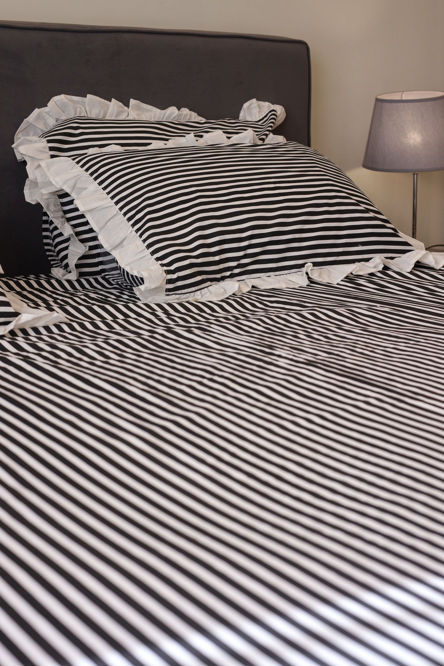 CLASSIC RUFFLES cotton bedsheet