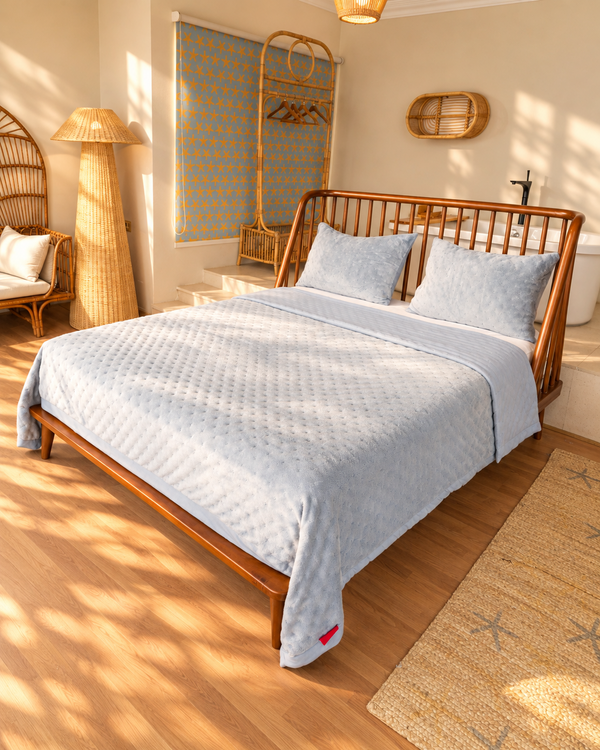 POWEDER DOTELLA Embroidered Blanket Set