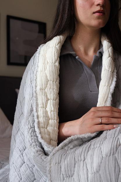 CLOUD PUFFY Muslin Cotton Throw Blanket