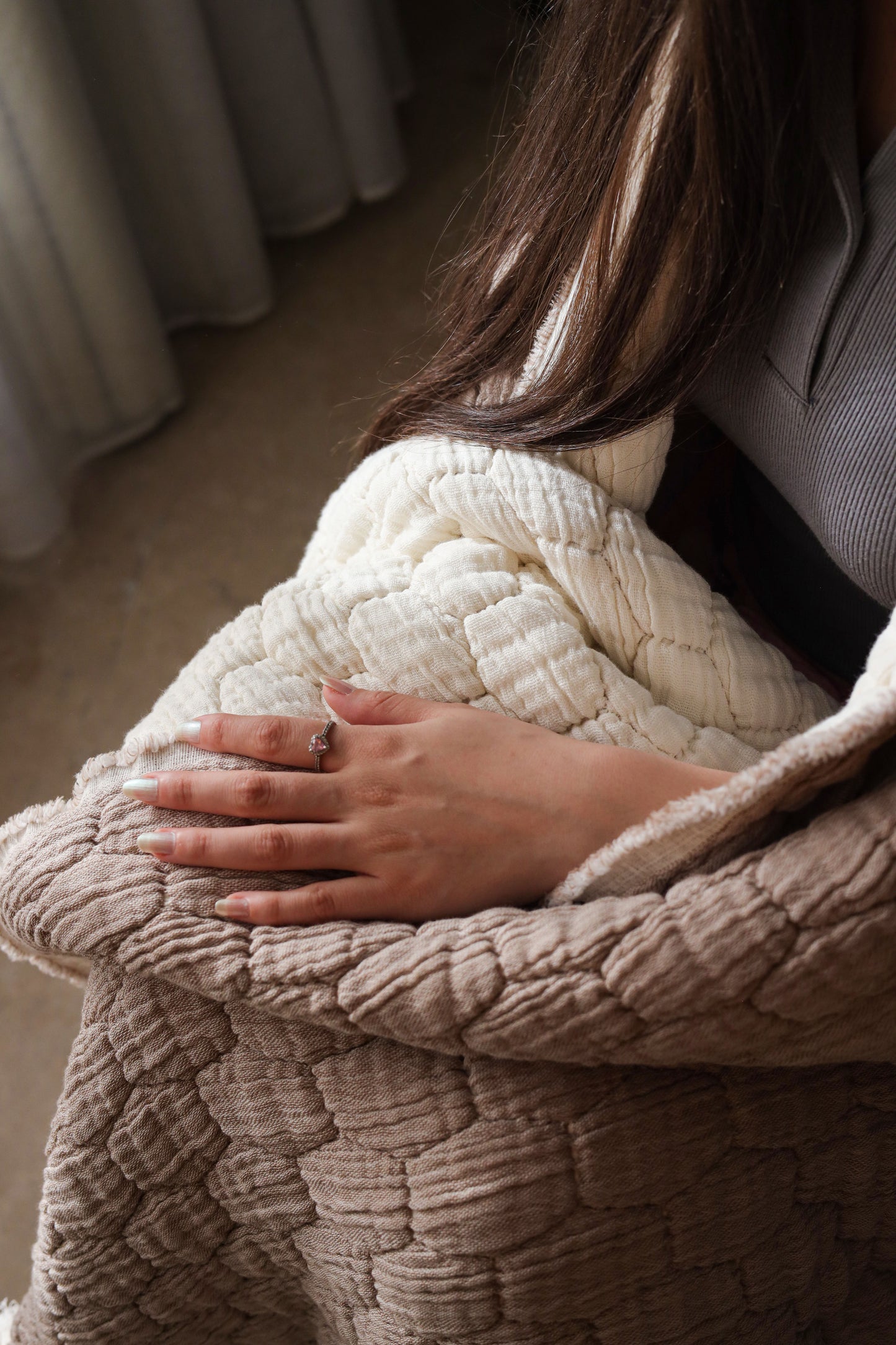 SAND PUFFY Muslin Cotton Throw Blanket