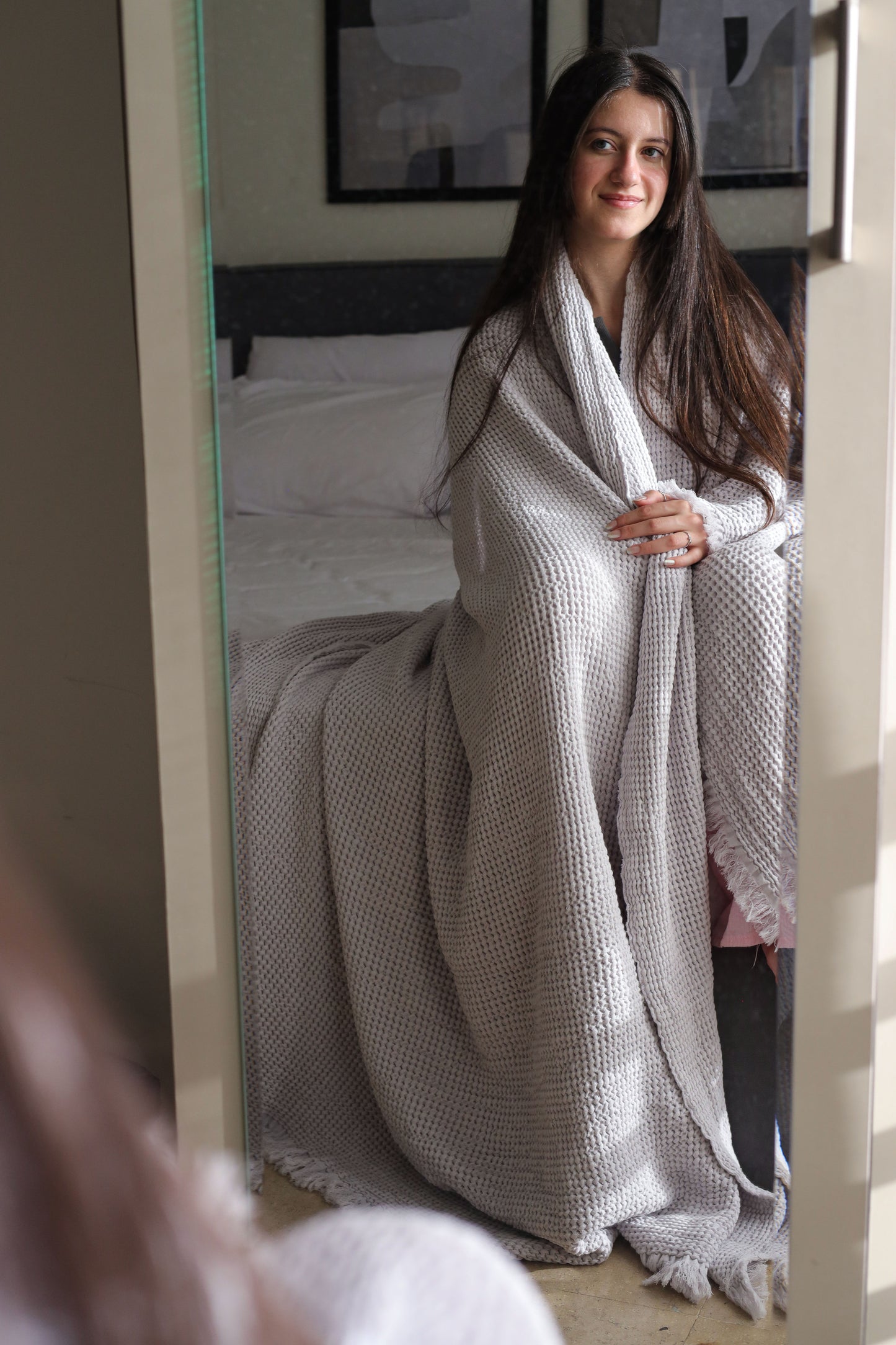 MOONY KNOTS Cotton Throw Blanket