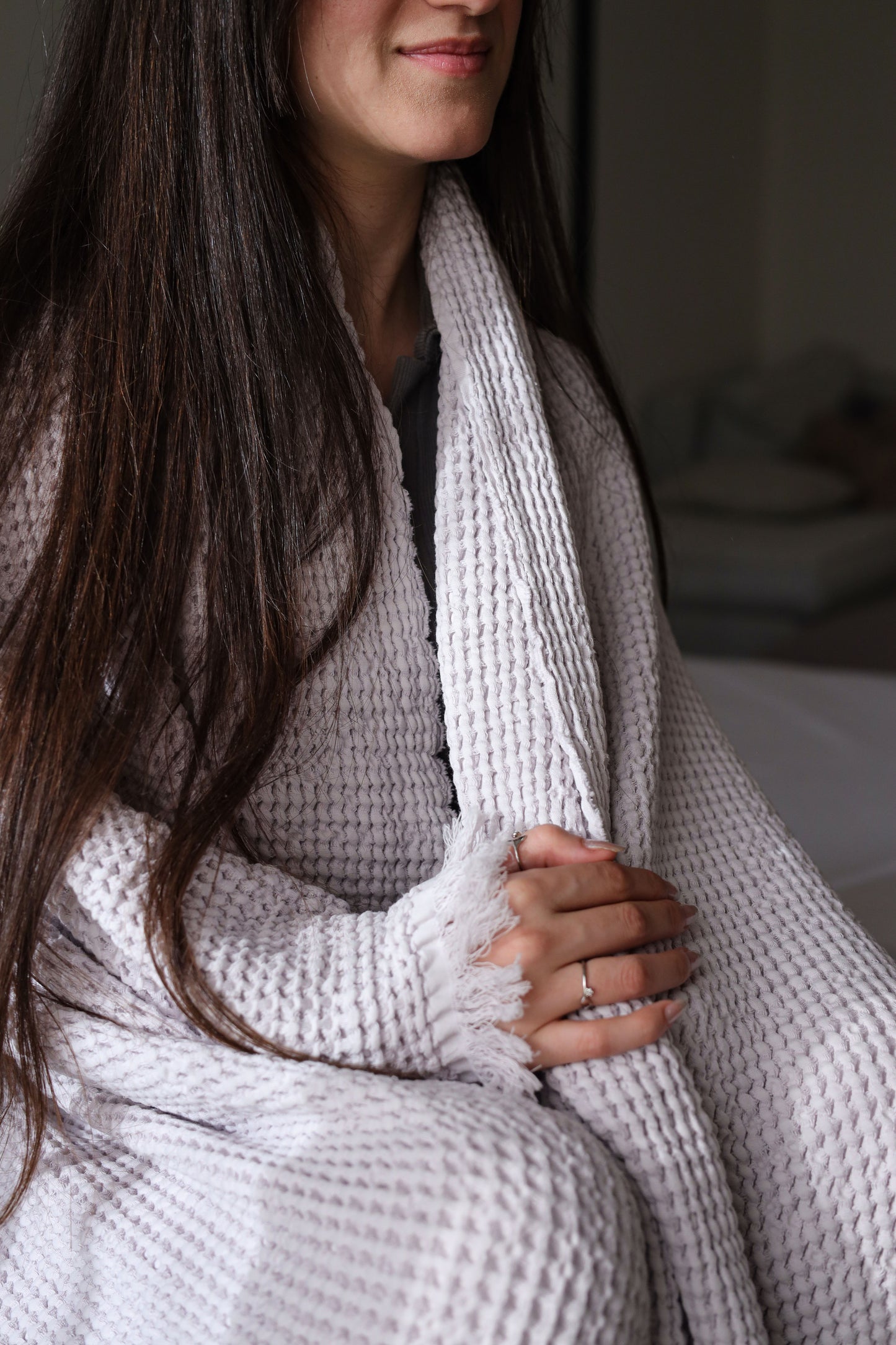 MOONY KNOTS Cotton Throw Blanket