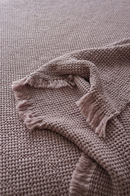 CLOUDY KNOTS Cotton Throw Blanket