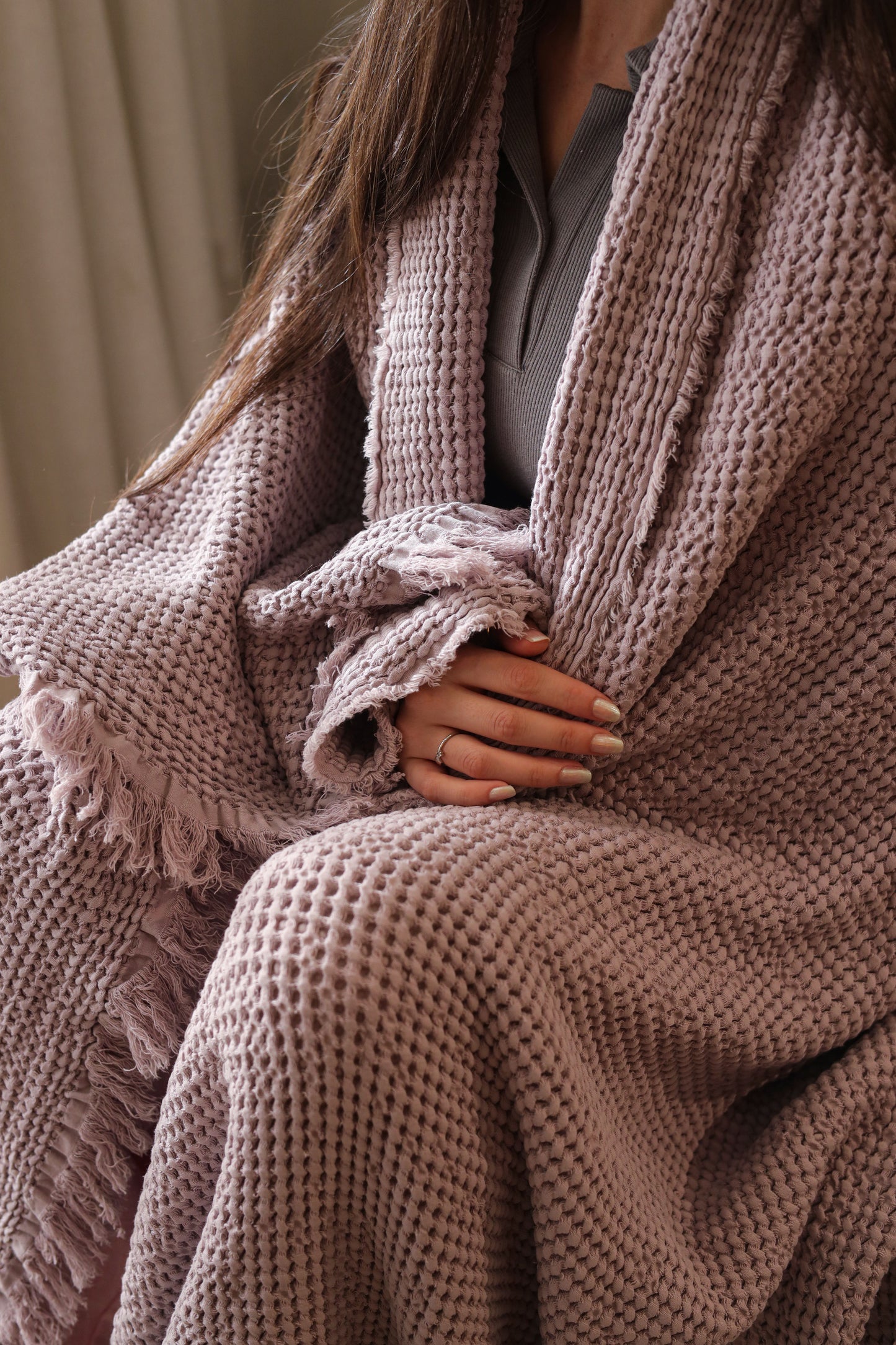 CLOUDY KNOTS Cotton Throw Blanket
