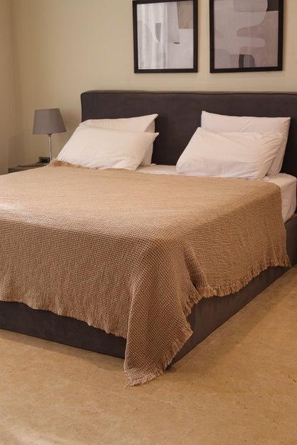 SANDY KNOTS Cotton Throw Blanket