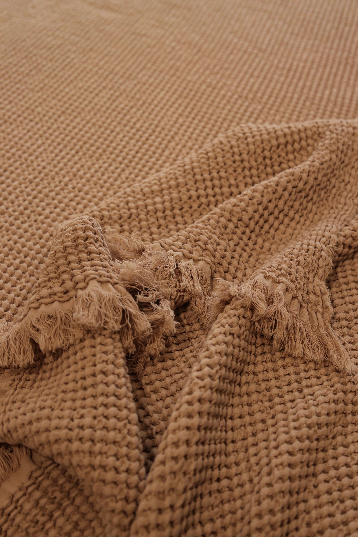 SANDY KNOTS Cotton Throw Blanket