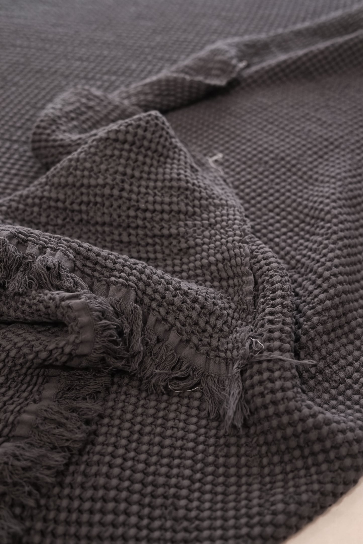 SMOKEY KNOTS Cotton Throw Blanket