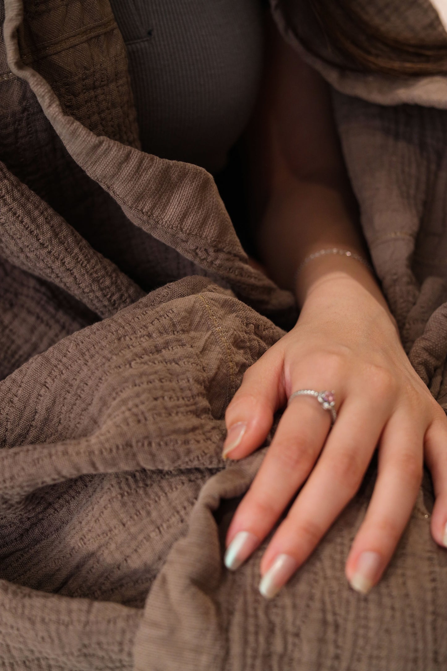 DUNES PALACE Crinkle Cotton Throw Blanket