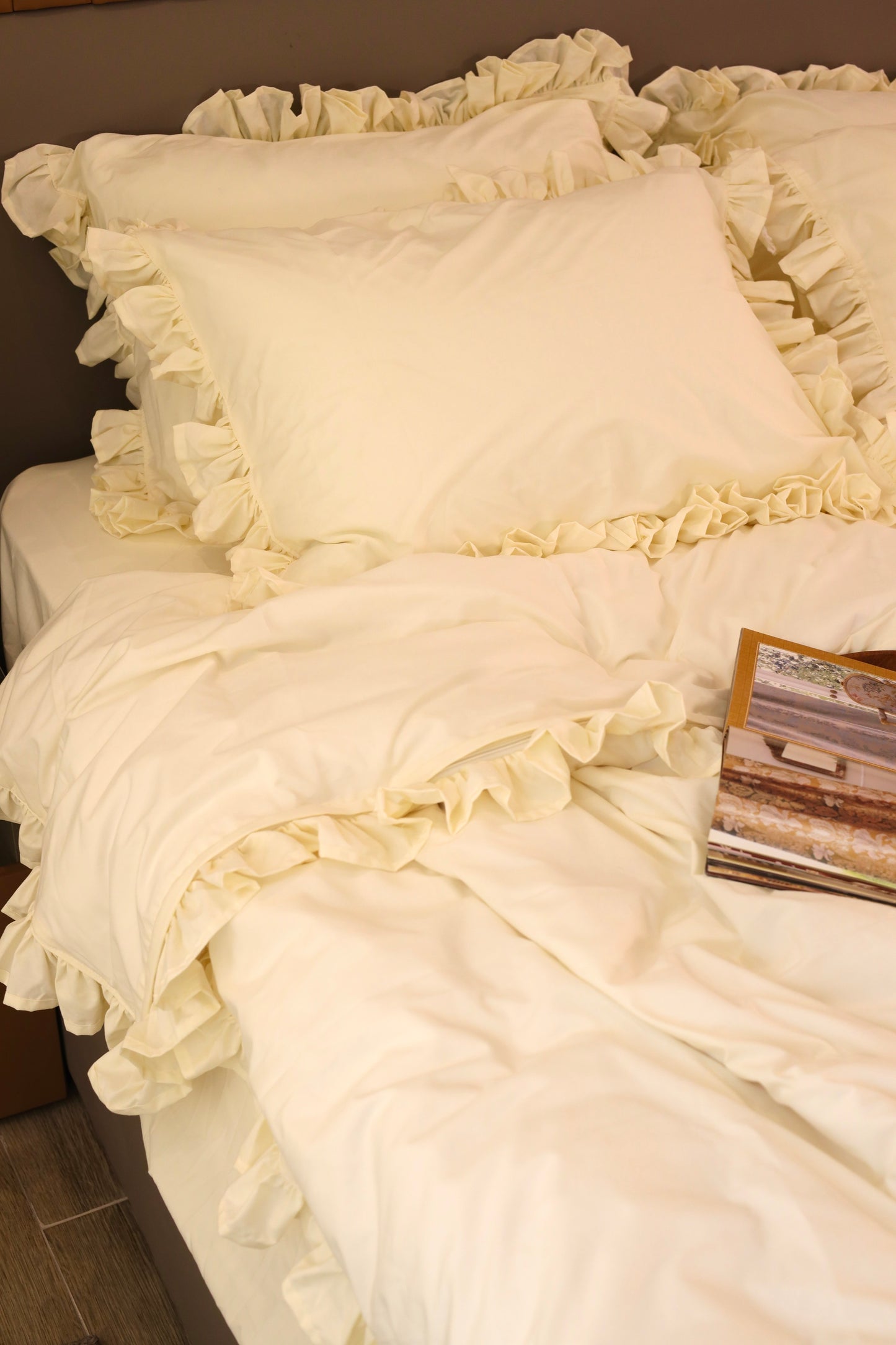 ALMOND RUFFLES Percale Cotton Duvet Cover