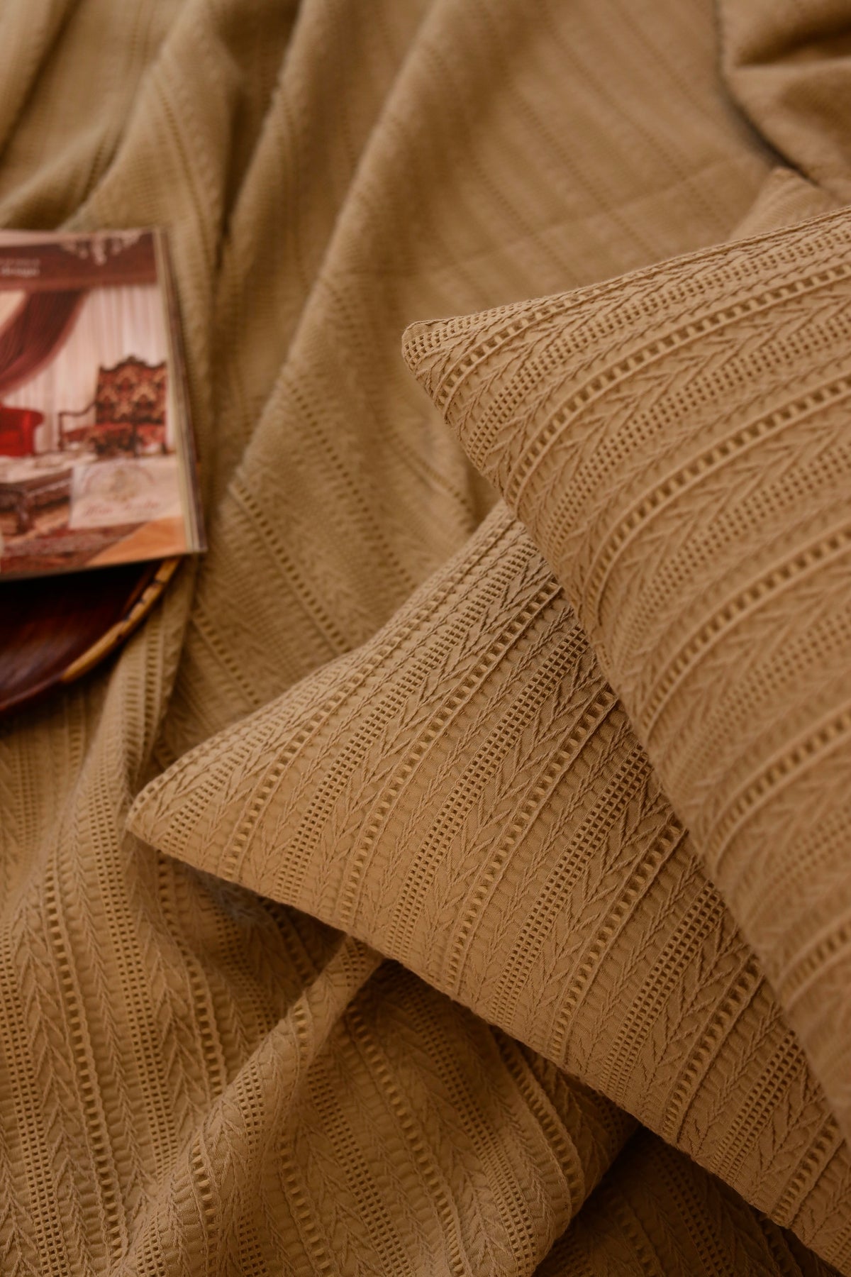 CARAMEL SAFA Jacquard Throw Blanket Set