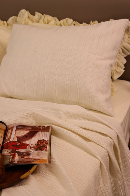 CREAM SAFA Jacquard Throw Blanket Set