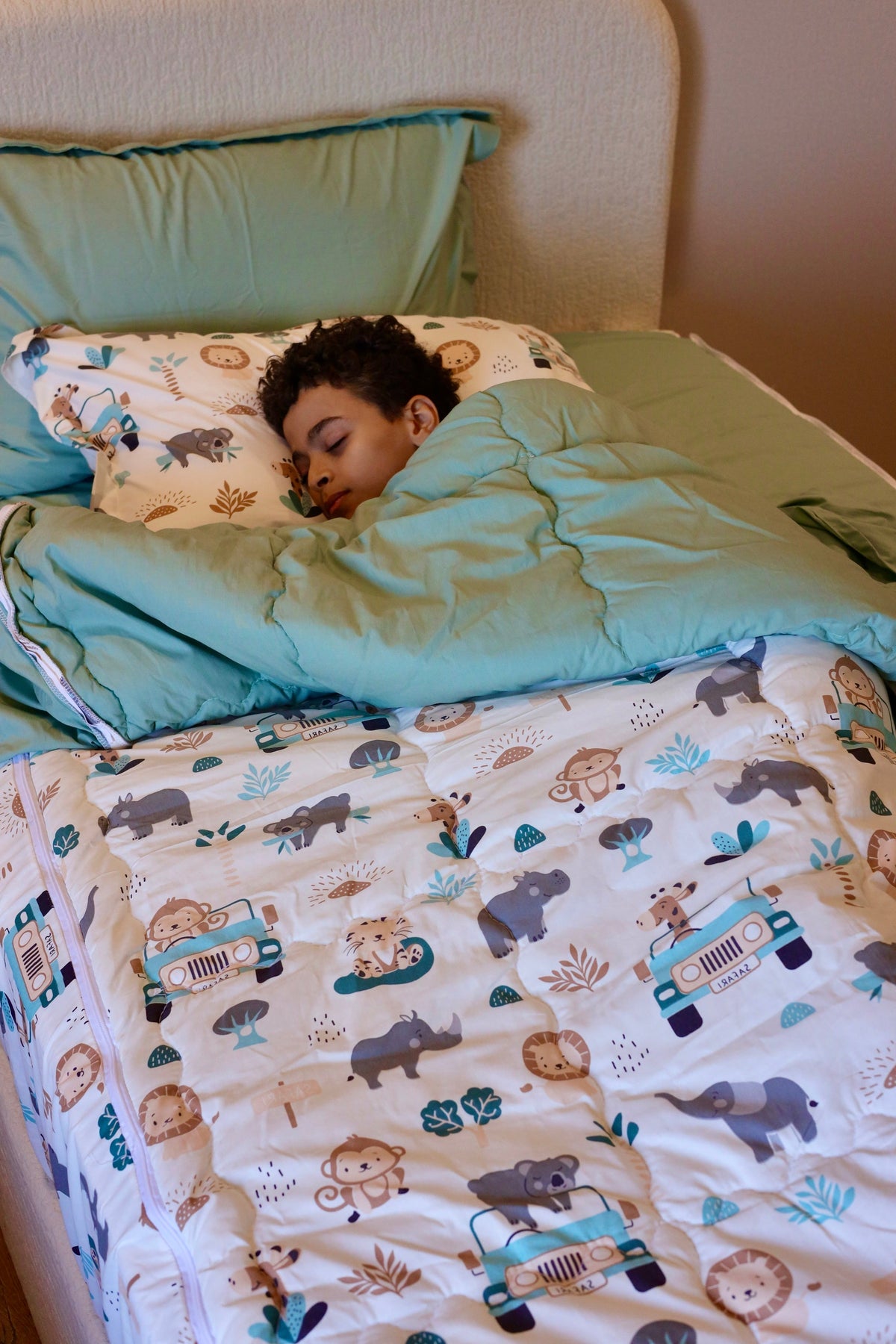 SAFARI ZIPPER Bedding