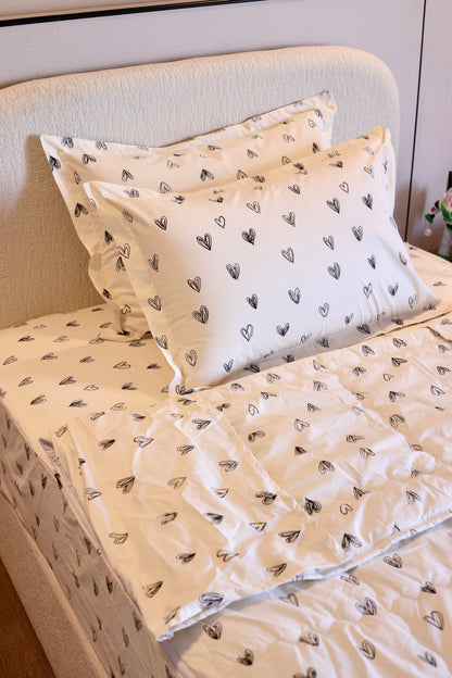 BLACK LOVIA ZIPPER Bedding