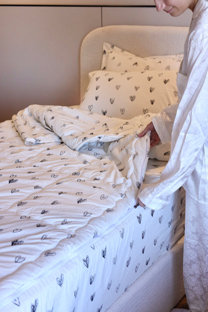 BLACK LOVIA ZIPPER Bedding