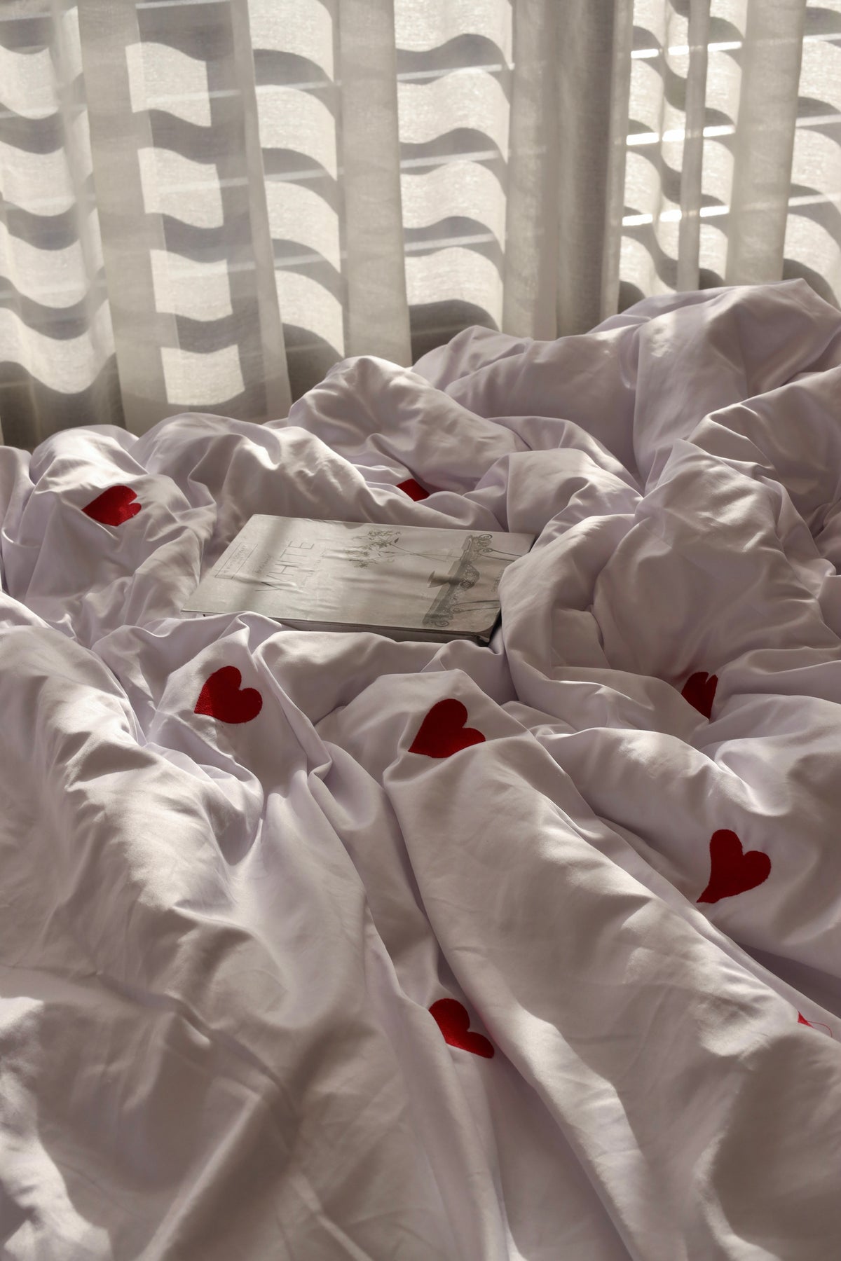 HEARTBEATS silky cotton duvet cover