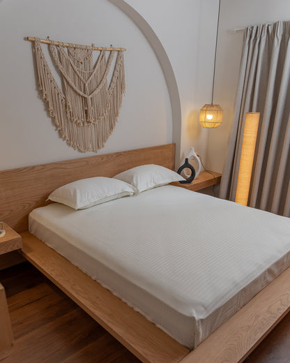 PEARL WHITE stripe bedsheet