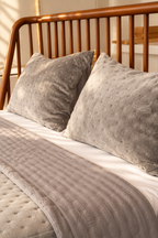 MIST DOTELLA Embroidered Blanket Set