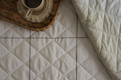 GREY LINEA Quilt