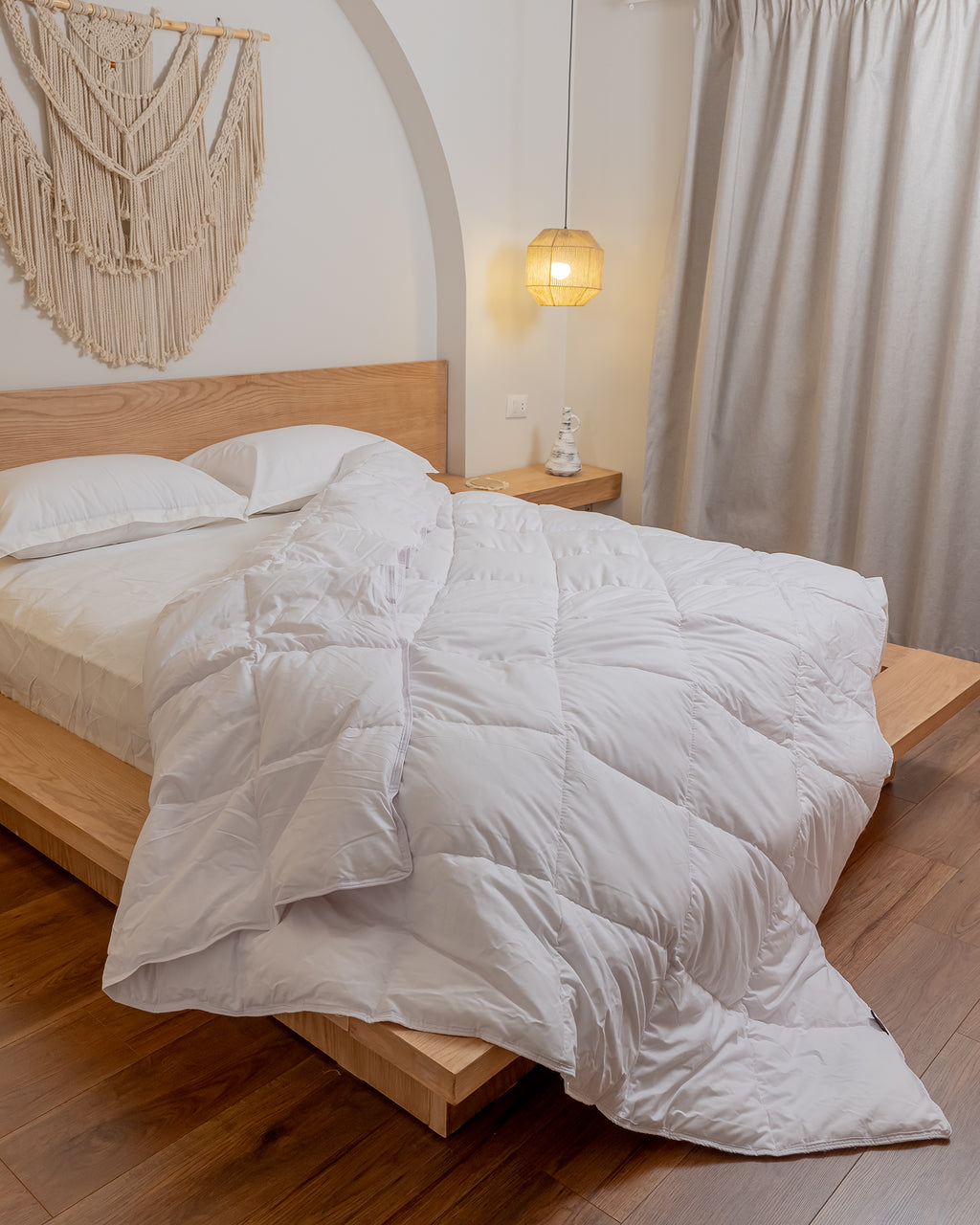 WHITE Hotel All-season Duvet