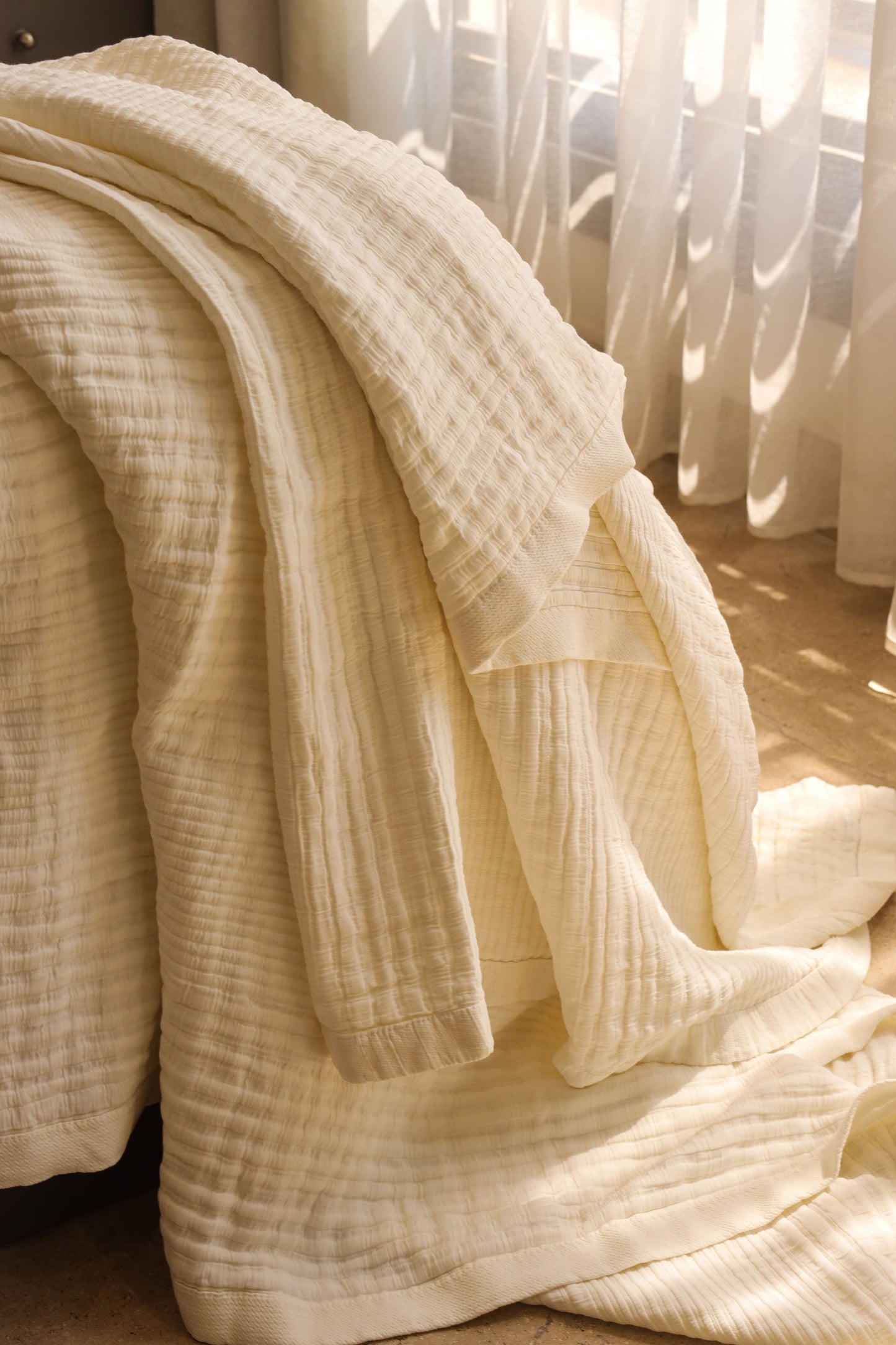 CREAMY ELITE Washed Cotton Throw Blanket