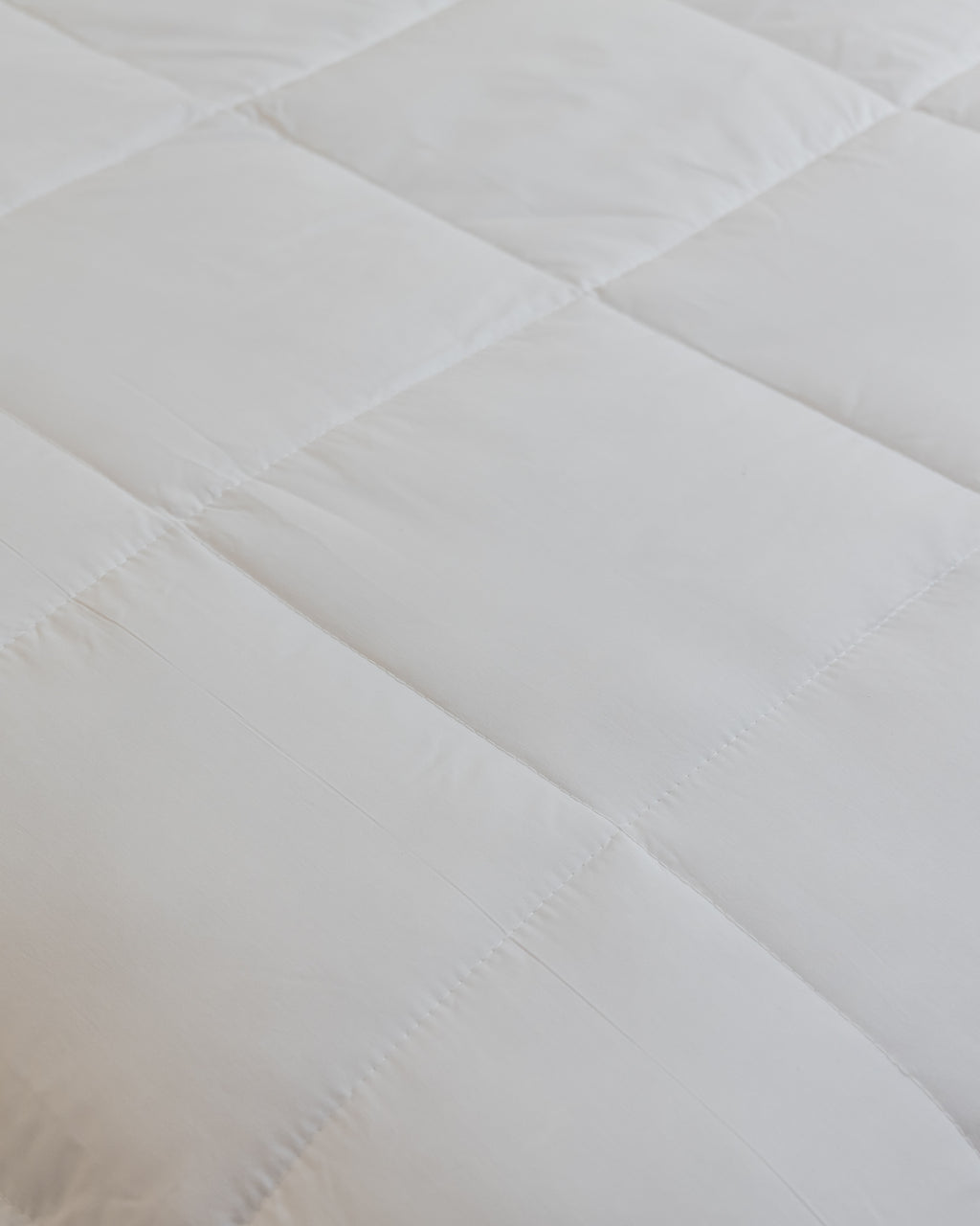 WHITE Hotel All-season Duvet