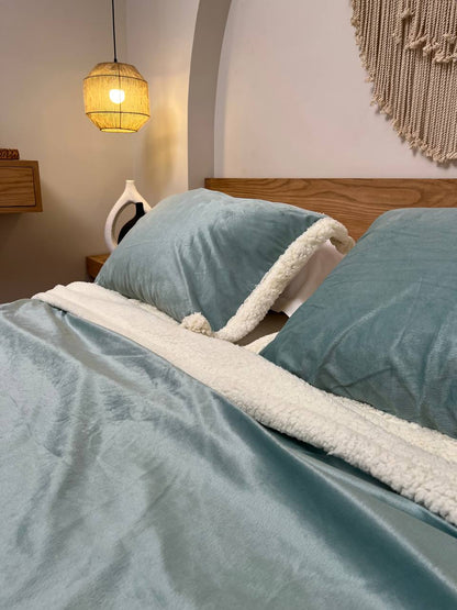 Mint Velvet Lamb Wool Blanket