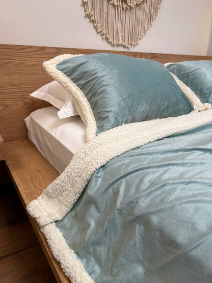Mint Velvet Lamb Wool Blanket