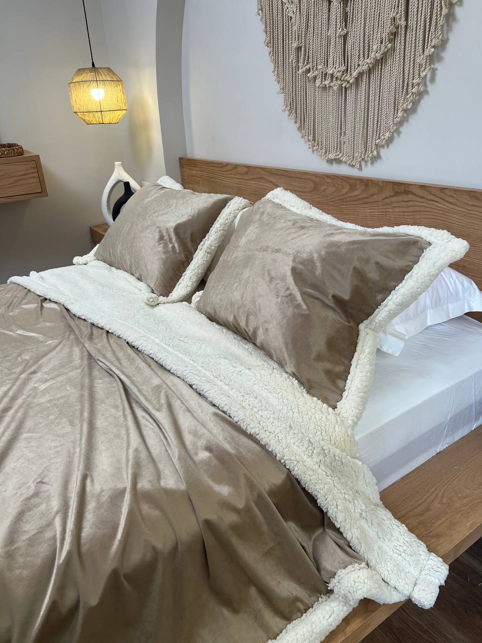 CARAMEL Velvet Lamb Wool Blanket