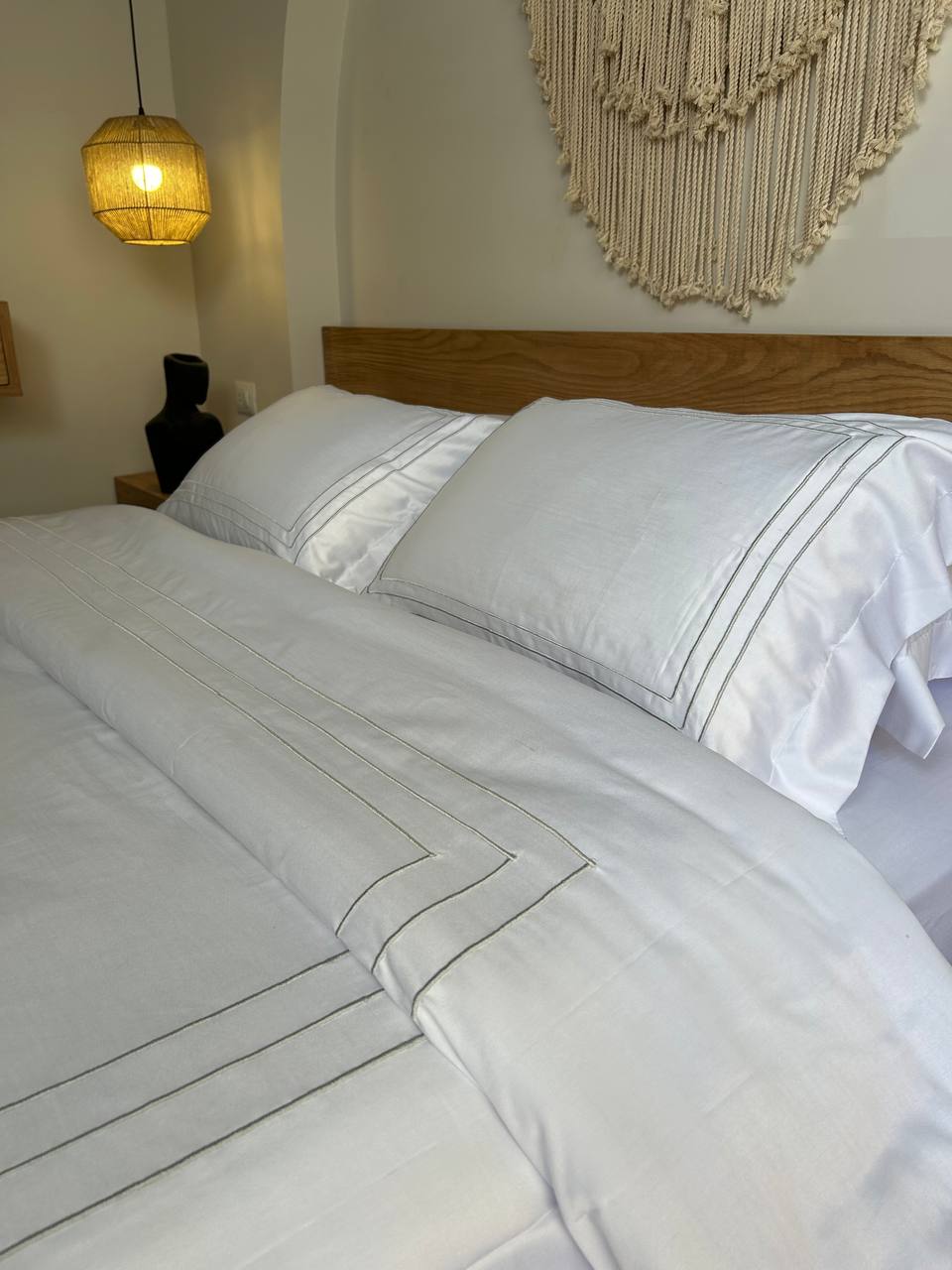 CLASSIC TOUCH silky cotton duvet cover